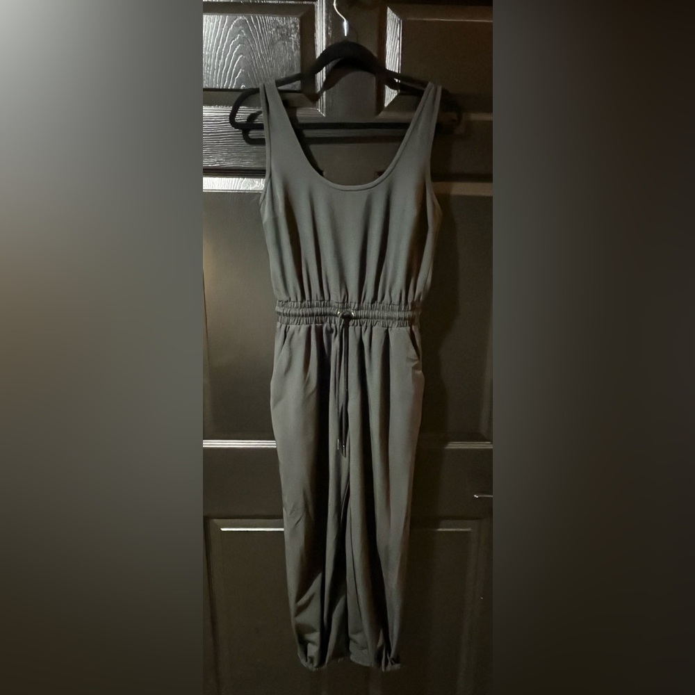 Abercrombie & Fitch Travelers Cargo Jumpsuit - Picture 3 of 14